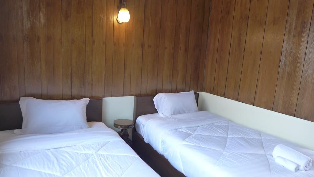 Phrasing Guesthouse Chiang Mai Exterior photo