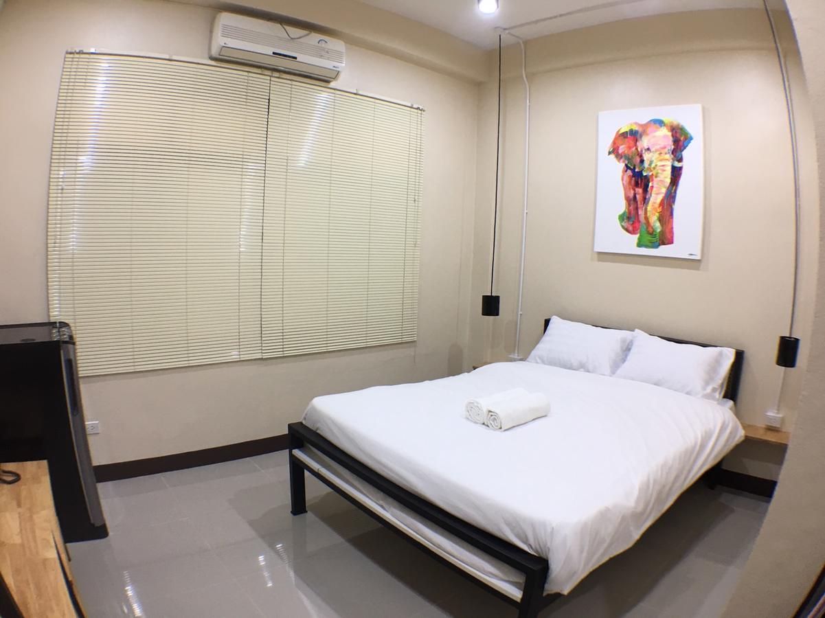 Phrasing Guesthouse Chiang Mai Exterior photo